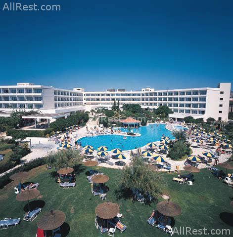 Avanti Resort